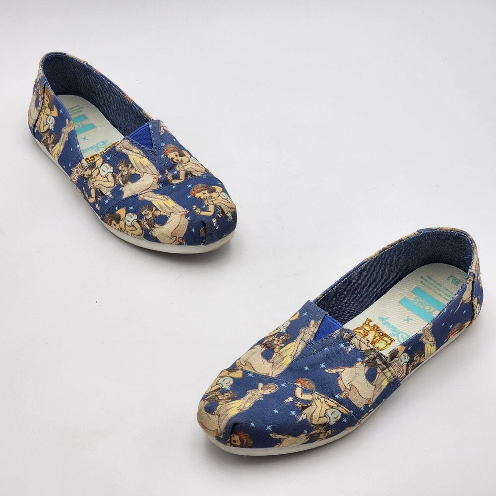 TOMS x Disney Classic Blue Snow White Printed Canvas Shoes Size 6.5